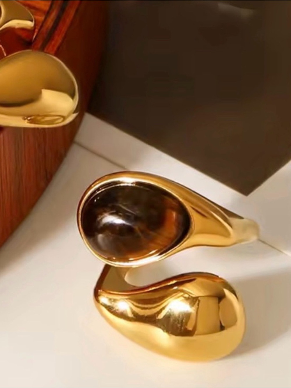 Hypoallergenic Waterproof Gold Ring